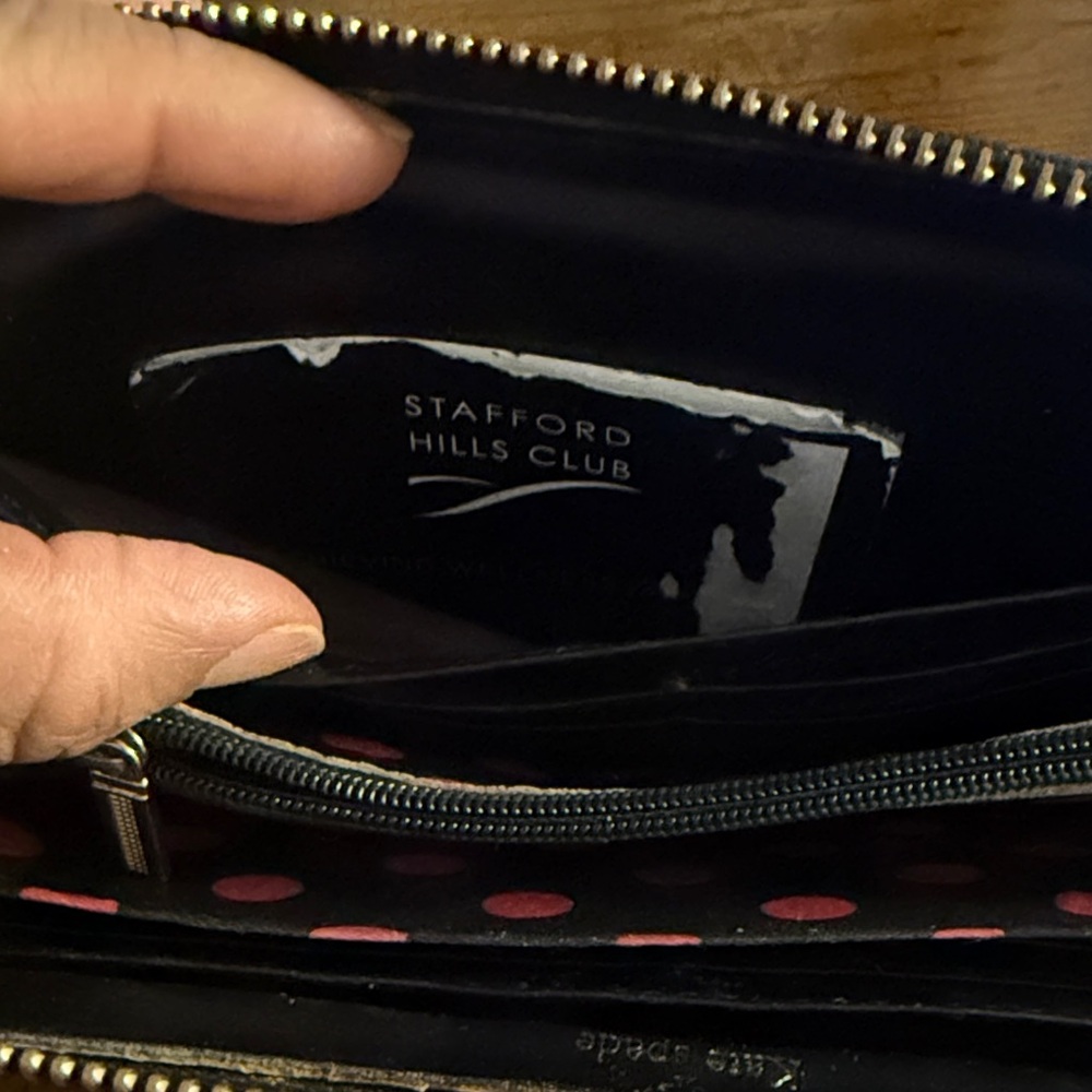 Rehab-Kate Spade Glossy Black Zip Wallet - Picture 7 of 7